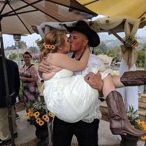 Meet your Posher, Christian